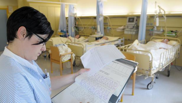 Pflegekräfte beharren in Salzburg auf mehr Geld