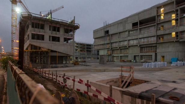 Baustelle Krankenhaus Nord im Dezember 2013.