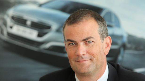 Peugeot-Vorstand Maxime Picat ist bei E-Autos zurückhaltend.