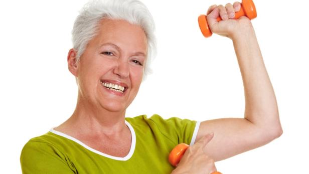 Eingelagertes Fett in den Muskeln ist ein Zeichen der Alterung. Training und Vitamin D können entgegenwirken.