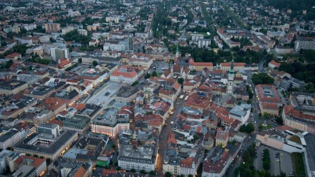 Klagenfurt wächst kontinuierlich, seit Jahren peilt Kärntens Landeshauptstadt die 100.000er-Marke an.