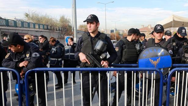 Polizist in Ankara, Symbolbild