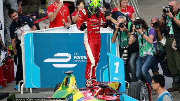 Lucas di Grassi geht als erster Sieger eines Formel-E-Rennens in die Annalen.