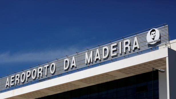 Cristiano Ronaldos Gesicht ziert nun auch einen Flughafen.