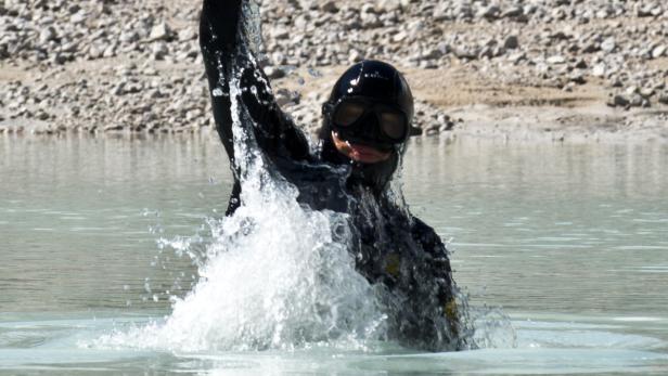 Geschafft: Christian Redl tauchte auf 5160 Meter zwei Minuten lang unter Wasser.