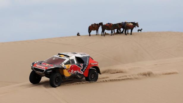Stephane Peterhansel steuert seinem nächsten Dakar-Sieg entgegen.