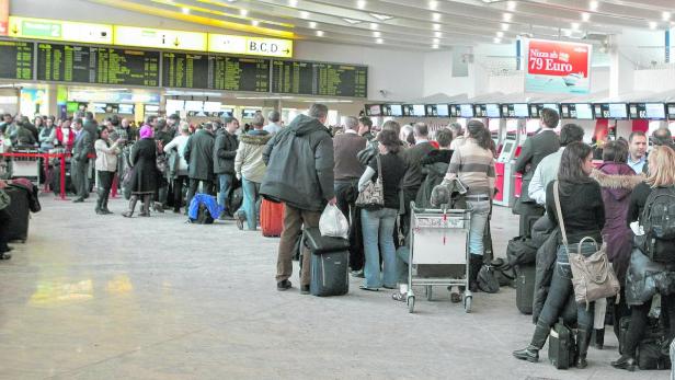 Tausende Beschwerden über Flugverkehr und Bahn