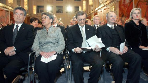 Präsidentenpaar Fischer, Schüssel, Khol und Plassnik im Jahr 2005 (v.l.n.r.)