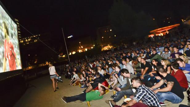 Die Strandbar Herrmann gehört sicherlich zu einem der beliebtesten Plätze in Sachen Public Viewing.