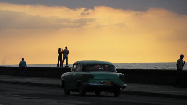 Sehnsuchtsort: Der Malecon in Havanna, 170 km bis Key West.