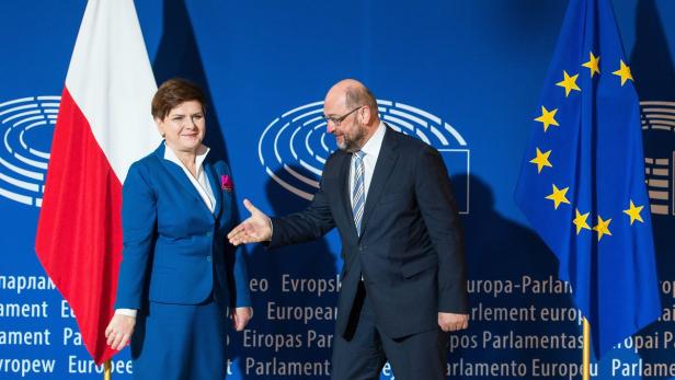 Martin Schulz und Beata Szydlo in Straßburg.