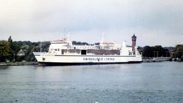 Die polnische Passagier-Roll-on-Roll-off-Fähre &quot;Jan Heweliusz&quot; wurde 1977 gebaut. Am 14. Jänner 1993 sank das Schiff auf dem Weg von Ystad nach Swinemünde.