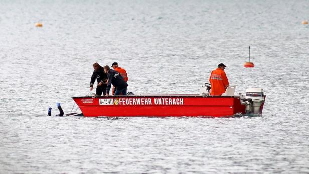 Polizeitaucher bargen den Leichnam von Joachim A. aus etwa 50 Metern Tiefe.