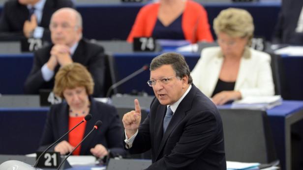 José Manuel Barroso spricht im Europäischen Parlament.