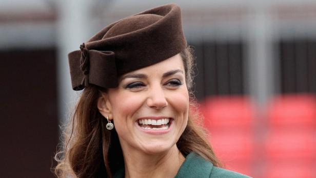 epa03528564 (FILE) A file picture dated 17 March 2012 shows Catherine, Duchess of Cambridge taking part in a St Patrick&#039;s Day parade as she visits Aldershot Barracks on St Patrick&#039;s Day, in Aldershot, Britain. The Duchess of Cambridge celebrates her 31th birthday on 09 January 2013. EPA/CHRIS JACKSON / POOL UK AND IRELAND OUT EDITORIAL USE ONLY