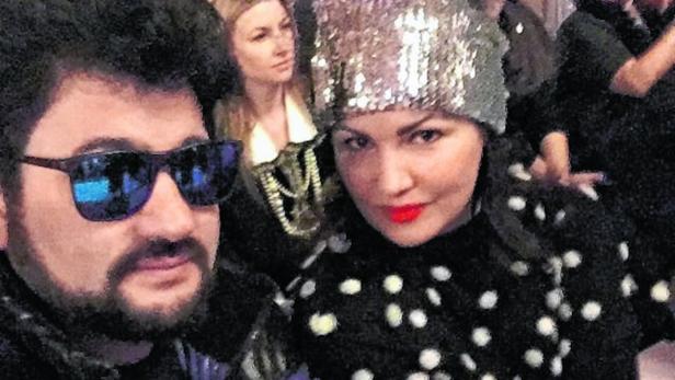 Yusif und Netrebko bei einer Modeschau in Paris