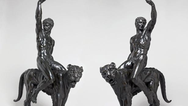 Bacchanten, die auf Panthern reiten: Diese zwei Bronzeplastiken sollen von Michelangelo stammen.