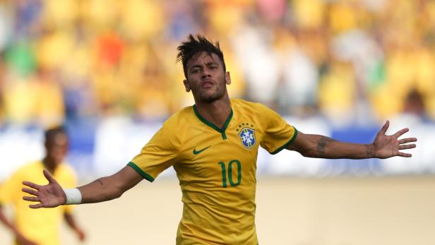 Neymar da Silva Santos Junior, Brasilien, 22 Jahre Der Druck auf den schmalen Schultern von Neymar ist enorm, 190 Millionen Brasilianer erwarten nichts anderes als den Weltmeistertitel. Ob der 22-jährige diesem Druck standhalten kann?