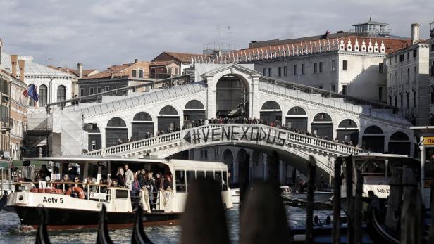 Demo in Venedig gegen den Massen-Tourismus