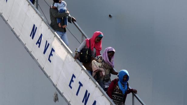 Fast täglich werden Flüchtlinge vor den italienischen Küsten gerettet.