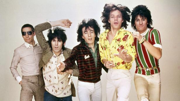2012 ist das Jahr der Rolling Stones – gefeiert wird das Band-Jubiläum. Mit &quot;The Rolling Stones: 50&quot; erscheint am 12. Juli der wohl persönlichste Bildband, der je über die Band gemacht wurde: Gezeigt werden rund 700 Abbildungen, Dokumente und Zeitungsartikel aus den Archiven der Band sowie großer englischer Zeitungen. Ein Großteil des Materials wird in diesem Buch erstmals der Öffentlichkeit zugänglich gemacht. Bild zum Plakat der Europa-Tour, 28. April bis 23. Juni 1976