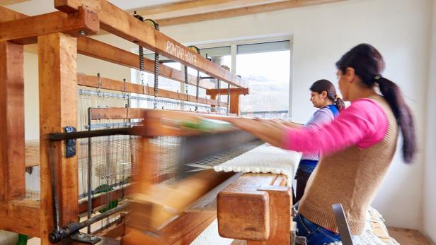 Teppiche aus Handarbeit - so will sich Tisca von der Billigware aus Indien abheben