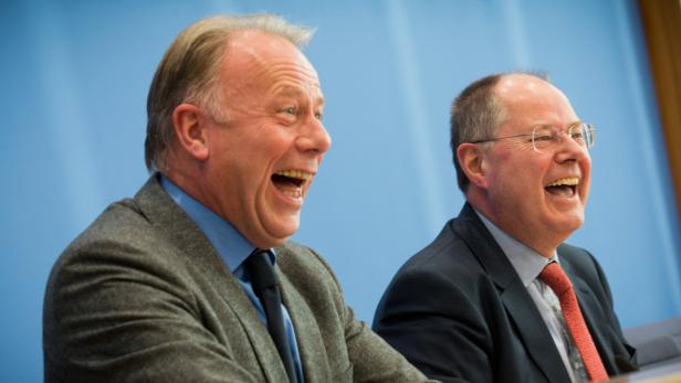 Haben gut lachen: Der Grüne Trittin und SPD-Kanzlerkandidat Steinbrück, denen Niedersachsen Rückenwind für den Bund bescherte.