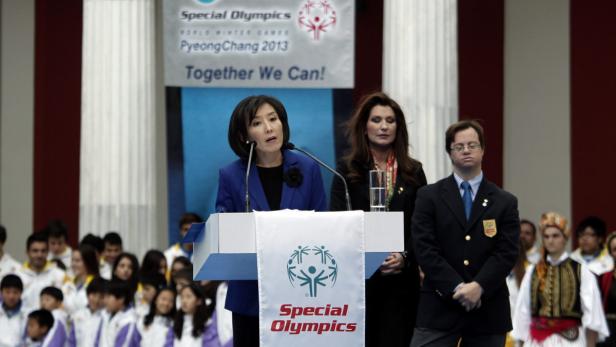 epa03540706 The Chairman of Special Olympics World Winter Games PyeongChang 2013 Na Kyung Won delivers a speech during the lighting of the Flame ceremony of the Special Olympics World Winter Games PyeongChang 2013 at the Zappeion Hall, in Athens, Greece, 17 January 2013. The Special Olympics World Winter Games 2013 will be held in PyeongChang, South Korea from 29 January to 05 February 2013. EPA/ALKIS KONSTANTINIDIS