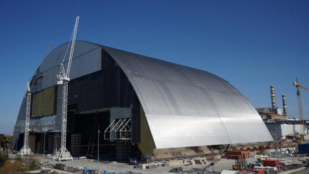 Tschernobyl: Neue Schutzhülle für die Atomruine