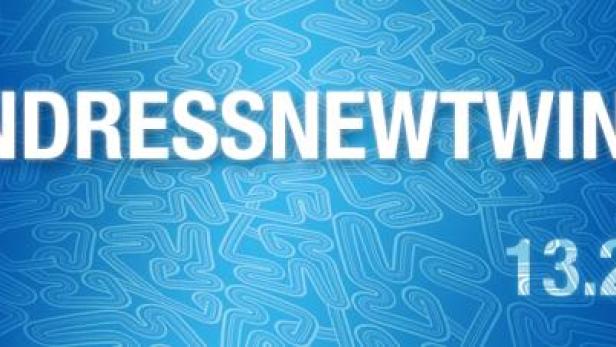 Werbung für den neuen Twingo mit dem Hashtag #UNDRESSNEWTWINGO und dem Datum 13.2.14.