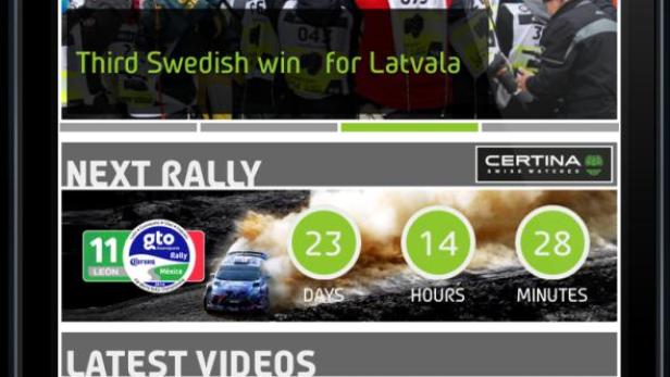 Ein iPod zeigt die WRC Rallye-App mit Ergebnissen und Videos.