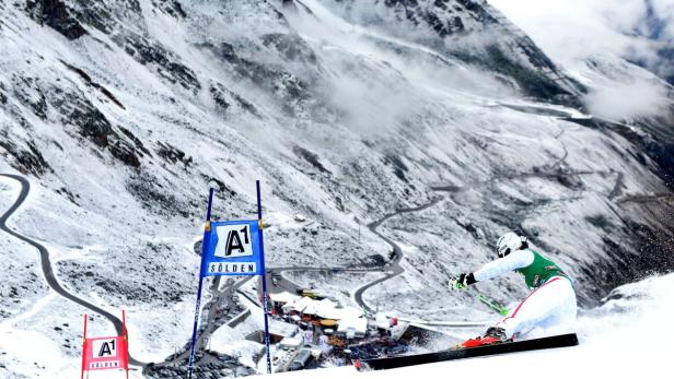 Gletscher frei: Der Rettenbachferner hoch über Sölden ist heuer schon zum 20. Mal die Bühne für den Weltcup-Auftakt der alpinen Skirennläufer.