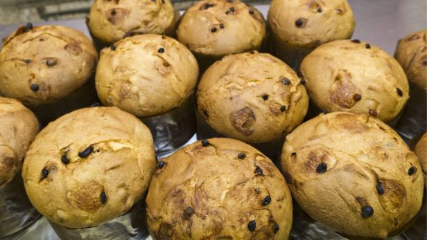 Viele italienische Panettone