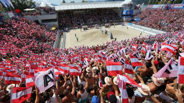 Beachvolleyball und Ironman – diese Events begeistern die Massen, verschlingen aber auch Steuergeld.