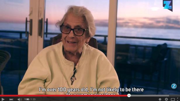 Gegen Trump: 100-Jährige macht Frauen Mut