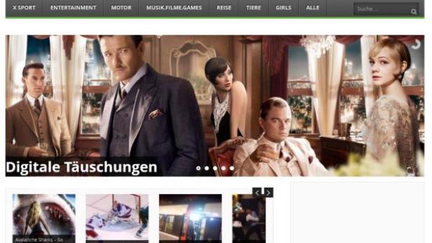 Szene mit Leonardo DiCaprio und anderen Schauspielern aus dem Film „Der große Gatsby“.