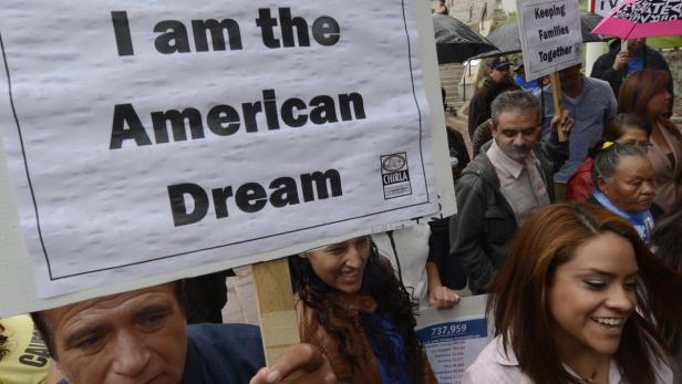 Die Einwanderer gaben Obama ihre Stimme bei der Wahl – und fordern dafür sein Versprechen ein, die Einwanderungsreform einzuleiten.