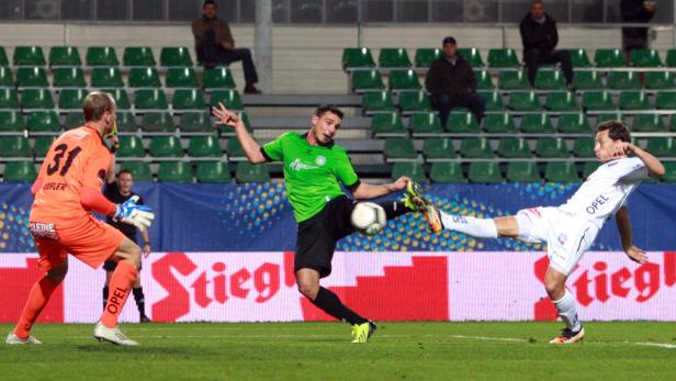 FUSSBALL/ÖFB-CUP: FC PASCHING - RZ PELLETS WAC