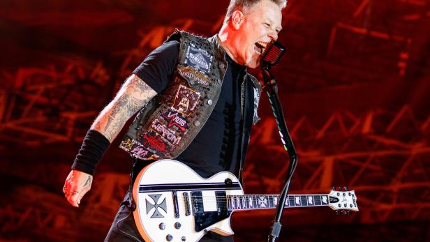 Metallica waren am ersten Tag des neuen Festivals Rock in Vienna der unbestrittene Höhepunkt: Mit etwas Verzögerung betraten James Hetfield und seine Kollegen nach 21 Uhr die Hauptbühne.