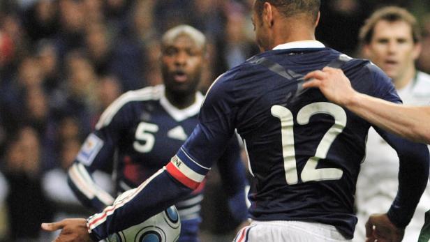 Durch dieses Handspiel von Henry fuhr Frankreich zur WM 2010