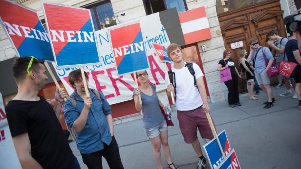 Demontration der Sozialistischen Jugend am Freitag.