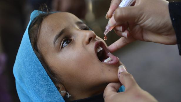 Schluckimpfung gegen Polio (Jemen): Zahl der Neuerkrankungen seit 1988 stark gesunden