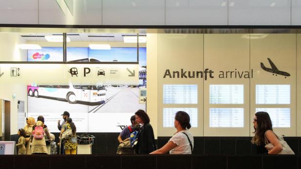 Flughafen Wien schafft Passagier-Aufrufe ab