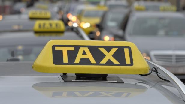 Wien: Verdacht auf Steuerbetrug bei Taxiunternehmen