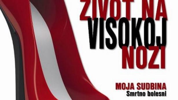 Das Cover des KOSMO-Magazins zeigt einen roten High Heel.