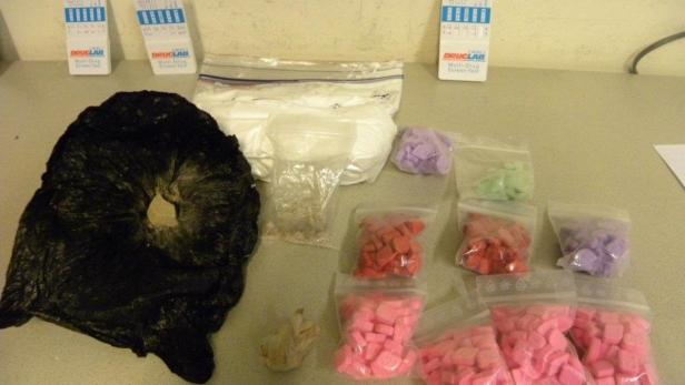 Polizisten fanden die Drogen in einer Umhängetasche.