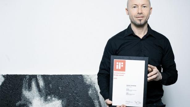 Andreas Haselwanter, mittlerweile mehrfach national und international ausgezeichneter Grafikdesigner aus Dornbirn. (c: haselwanter)