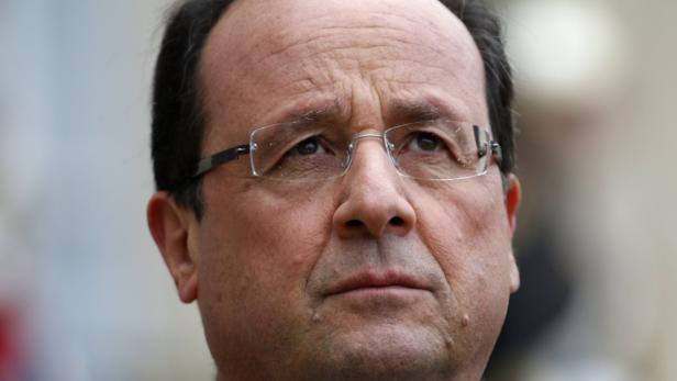 Verzwickte Miene, verzwickte Lage: Hollande kommt nicht aus der politischen Krise