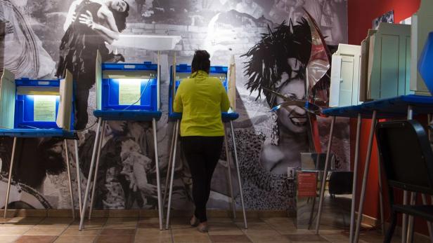 Wahlautomaten könnten am 8. November gehackt worden sein: Jetzt wird teilweise neu gezählt.