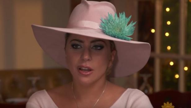 Lady Gaga spricht unter Tränen über Ex